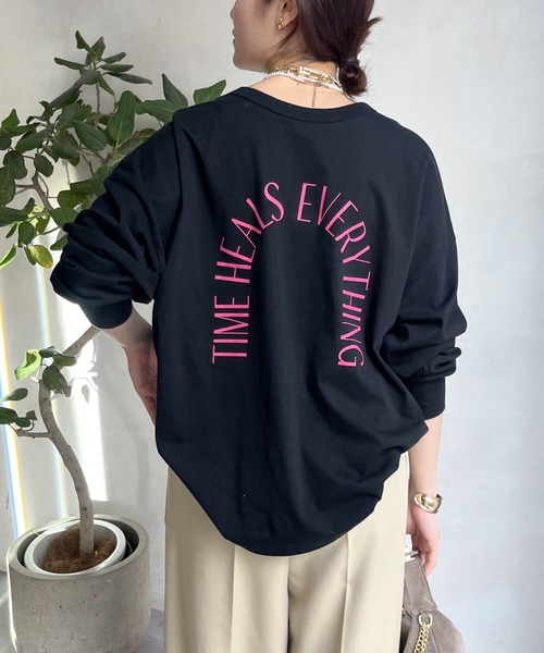 DouDou（ドゥドゥ）の「メッセージ前後2WAYTシャツ（Tシャツ/カットソー・レディース・ブラック/オフホワイト/チャコールグレー・FREE）」の2枚目の写真