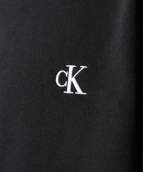 Calvin Klein（カルバン・クライン）の「【Calvin Klein】CREW クルーネックスウェット　トレーナー（スウェット・メンズ・ホワイト/ブラック・L/XL）」の15枚目の写真