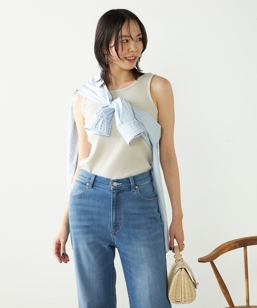 a.v.v(アーヴェヴェ)の「【2WAY】ベーシックタンクトップ(タンクトップ・レディース・ホワイト/ブラック/ベージュ・34/36/40/42/38)」の10枚目の写真