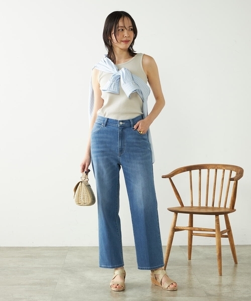 ベーシックタンクトップ chesty a.v.v（アーヴェヴェ）の「【2WAY】ベーシックタンクトップ（タンク