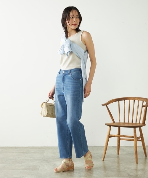 a.v.v(アーヴェヴェ)の「【2WAY】ベーシックタンクトップ(タンクトップ・レディース・ホワイト/ブラック/ベージュ・34/36/40/42/38)」の13枚目の写真