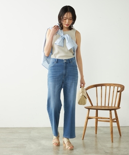 a.v.v(アーヴェヴェ)の「【2WAY】ベーシックタンクトップ(タンクトップ・レディース・ホワイト/ブラック/ベージュ・34/36/40/42/38)」の15枚目の写真