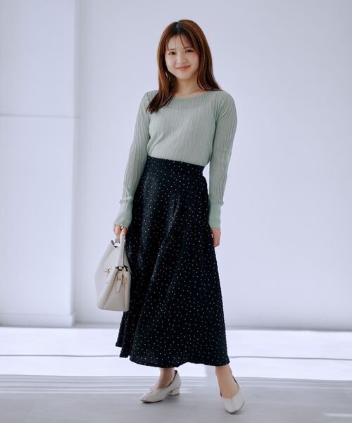 COHINA（コヒナ）の「エンボスドットサイドティアードスカート 【低身長・小柄女性】（スカート・レディース・ブラック/ホワイト・S-Regular/XS-Regular/S-Short/XS-Short）」の4枚目の写真