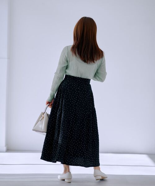 COHINA（コヒナ）の「エンボスドットサイドティアードスカート 【低身長・小柄女性】（スカート・レディース・ブラック/ホワイト・S-Regular/XS-Regular/S-Short/XS-Short）」の5枚目の写真