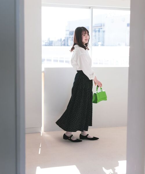 COHINA（コヒナ）の「エンボスドットサイドティアードスカート 【低身長・小柄女性】（スカート・レディース・ブラック/ホワイト・S-Regular/XS-Regular/S-Short/XS-Short）」の7枚目の写真