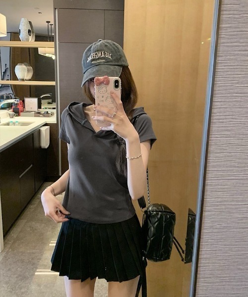VIBGYOR(ヴィブジョー)の「【LAMPOON】スキッパーフードTシャツ(Tシャツ/カットソー・レディース・ブラック/グレー・MEDIUM/LARGE)」の8枚目の写真