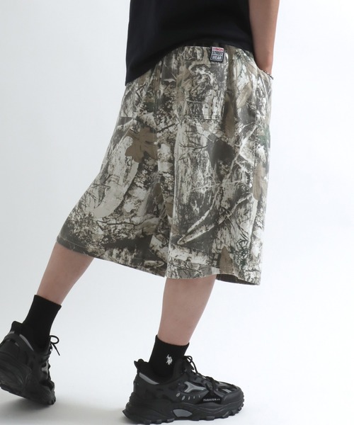 VISION STREET WEAR(ヴィジョンストリートウェア)の「VISION STREET WEAR デニム・ツリーカモフラ柄ダブルニーハーフパンツ/ジョーツ/ショートパンツ メンズ レディース ユニセックス(デニムパンツ・メンズ・インディゴブルー/カモフラージュ/ブラック・M/L/LL)」の4枚目の写真