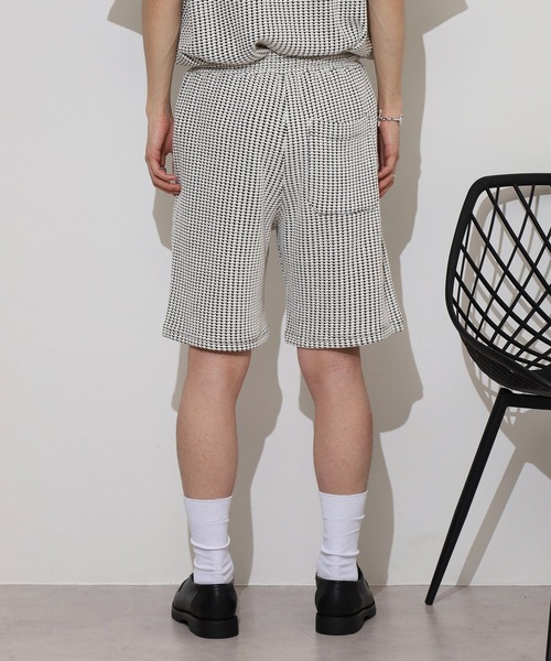 MMMM(エムエムエムエム)の「MMMM ワッフル セットアップ Tシャツ ショートパンツ(セットアップ・メンズ・ホワイト/ブラック/ホワイト系/ブラック系・L/XL/M)」の19枚目の写真
