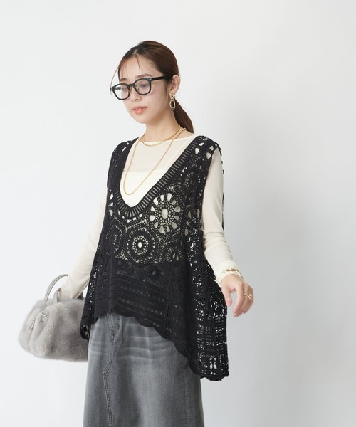 un dix cors（アンディコール）の「《大人の主役級レイヤード》クロシェ編みベスト（ベスト・レディース・アイボリー/ブラック/モカ・FREE）」の17枚目の写真