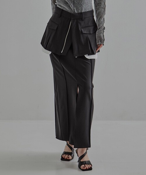 UNITED TOKYO(ユナイテッドトウキョウ)の「【2way】2 Piece Tailored Skirt|セットアップ可/春服(スカート・レディース・グレー/ブラック・1/2)」の12枚目の写真