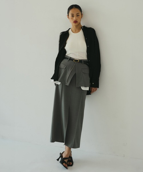 UNITED TOKYO(ユナイテッドトウキョウ)の「【2way】2 Piece Tailored Skirt|セットアップ可/春服(スカート・レディース・グレー/ブラック・1/2)」の3枚目の写真