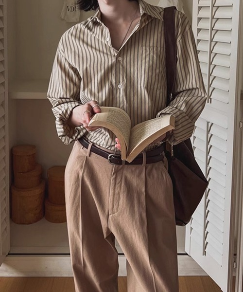 NOWLE(ノウル)の「【NOWLE】アースカラー ピンストライプ シャツ(シャツ/ブラウス・メンズ・ライトベージュ・MEDIUM/LARGE/X-LARGE)」の2枚目の写真