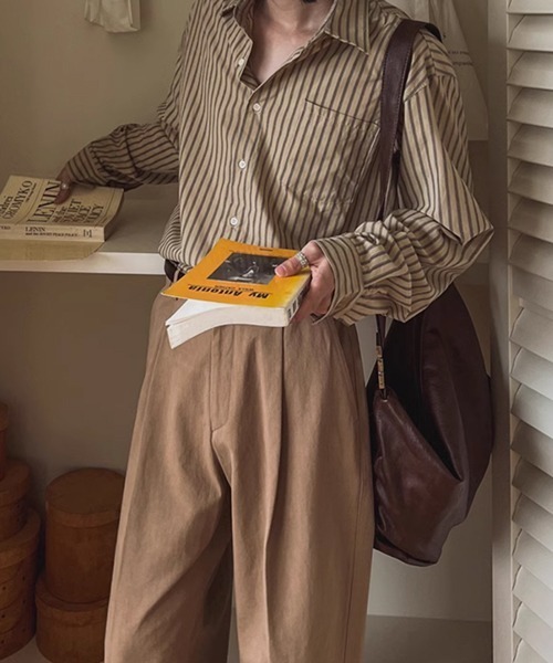 NOWLE(ノウル)の「【NOWLE】アースカラー ピンストライプ シャツ(シャツ/ブラウス・メンズ・ライトベージュ・MEDIUM/LARGE/X-LARGE)」の4枚目の写真