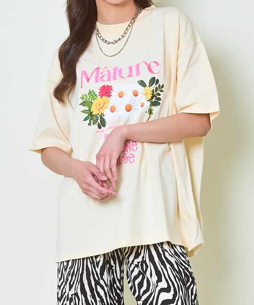 GORGE(ゴージ)の「《刺繍ロゴ×花プリント》レディース Tシャツ カットソー 半袖 トップス 春夏秋(Tシャツ/カットソー・レディース・イエロー/ブラック/オフホワイト・F)」の11枚目の写真