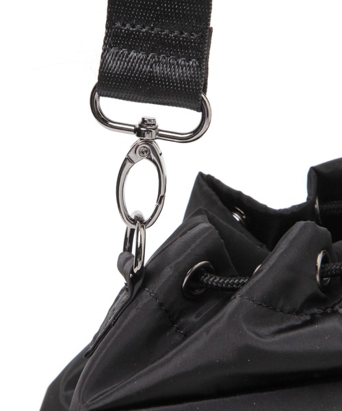 PAGEBOY（ページボーイ）の「キンチャクショルダーBAG（ショルダーバッグ・レディース・ブラック/グレイッシュベージュ・FREE）」の3枚目の写真