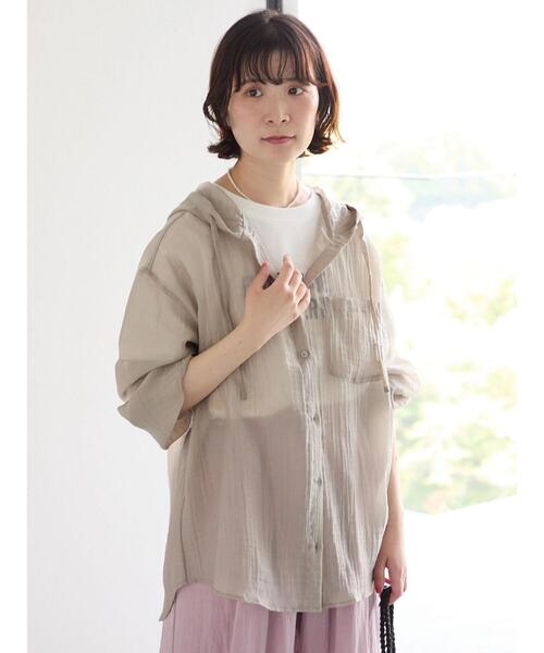 Samansa Mos2 blue(サマンサモスモスブルー)の「フードシアーブラウス(シャツ/ブラウス・レディース・シルバーグレー/ベージュ/イエロー・F)」の5枚目の写真