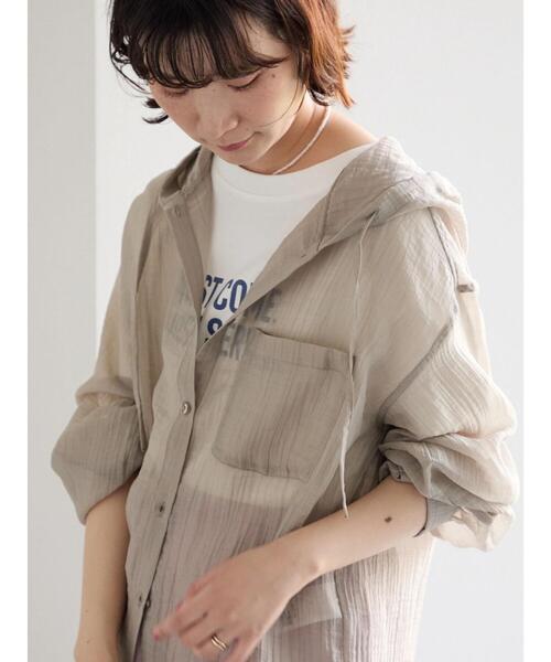 Samansa Mos2 blue(サマンサモスモスブルー)の「フードシアーブラウス(シャツ/ブラウス・レディース・シルバーグレー/ベージュ/イエロー・F)」の11枚目の写真