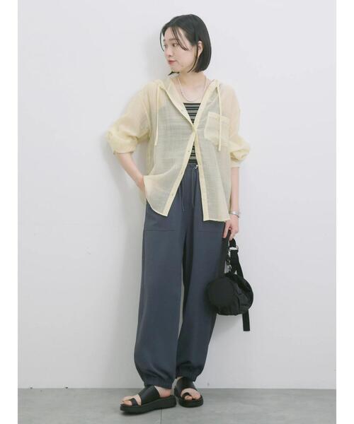 Samansa Mos2 blue(サマンサモスモスブルー)の「フードシアーブラウス(シャツ/ブラウス・レディース・シルバーグレー/ベージュ/イエロー・F)」の17枚目の写真