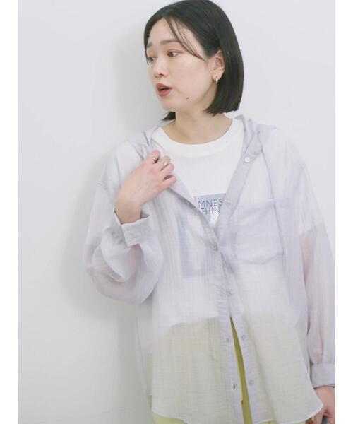 Samansa Mos2 blue(サマンサモスモスブルー)の「フードシアーブラウス(シャツ/ブラウス・レディース・シルバーグレー/ベージュ/イエロー・F)」の22枚目の写真