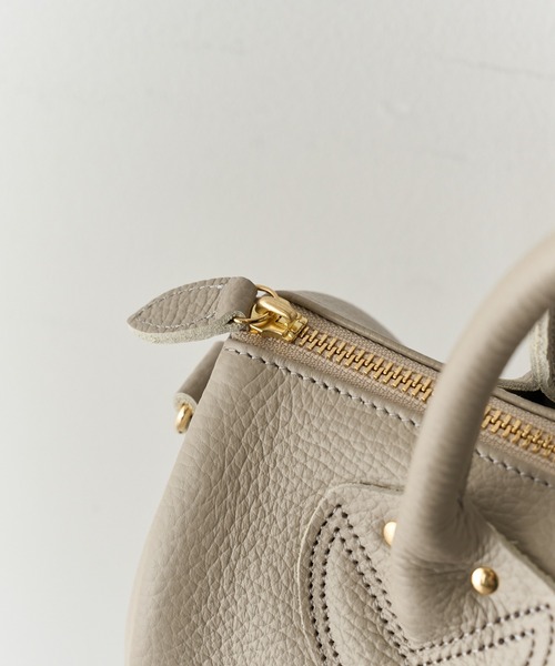 午前限定価格美品【YOUNG&OLSEN】ボストンバックS ベージュハンドバッグ YOUNG&OLSEN The DRYGOODS STORE ボストンバッグ 「YOUNG＆OLSEN