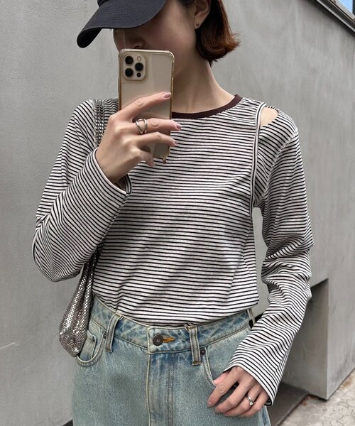 CIAOPANIC TYPY（チャオパニックティピー）の「【よちえ企画】韓国っぽボーダーアシメカットアウトTEE（Tシャツ/カットソー・レディース・サックスブルー/ブラック/オフホワイト・ONE SIZE）」の4枚目の写真