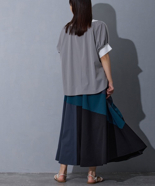 NICOLE white（ニコルホワイト）の「切り替え配色スカート（スカート・レディース・ブラック/チャコール/ネイビー・FREE）」の5枚目の写真