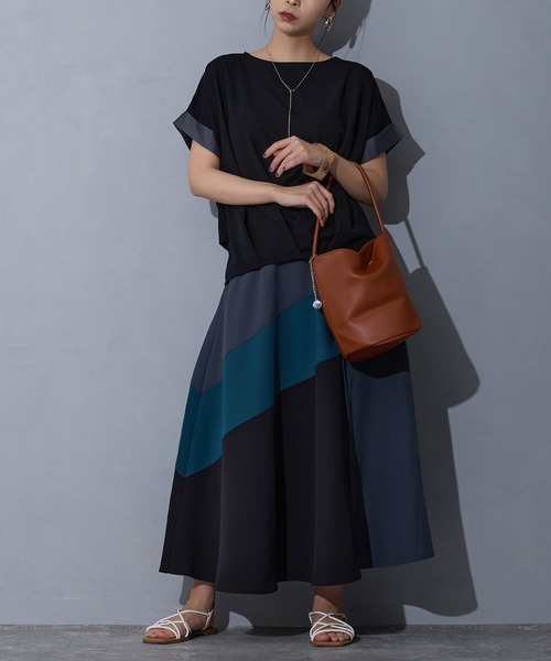 NICOLE white（ニコルホワイト）の「切り替え配色スカート（スカート・レディース・ブラック/チャコール/ネイビー・FREE）」の8枚目の写真