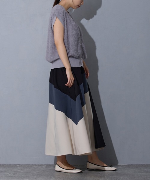 NICOLE white（ニコルホワイト）の「切り替え配色スカート（スカート・レディース・ブラック/チャコール/ネイビー・FREE）」の10枚目の写真