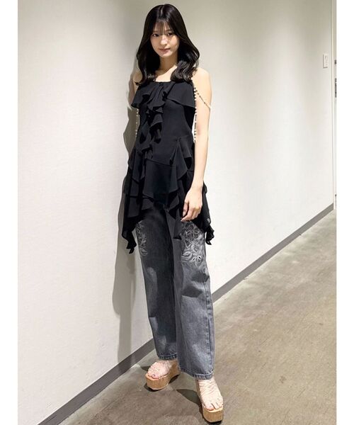 MERCURYDUO（マーキュリーデュオ）の「ラッフルティアードキャミブラウス（シャツ/ブラウス・レディース・その他1/ブラック/オフホワイト・FREE）」の7枚目の写真