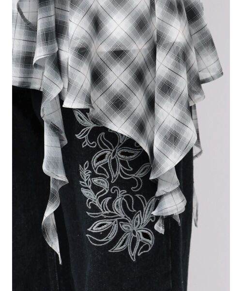 MERCURYDUO（マーキュリーデュオ）の「ラッフルティアードキャミブラウス（シャツ/ブラウス・レディース・その他1/ブラック/オフホワイト・FREE）」の16枚目の写真