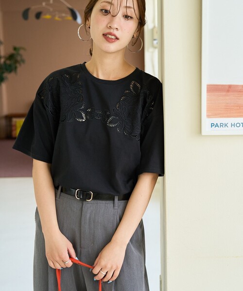 セール】限定展開 花柄 カットワーク 刺繍 ルーズ 半袖 Tシャツ