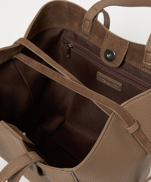 BEAUTY&YOUTH UNITED ARROWS(ビューティーアンドユースユナイテッドアローズ)の「ジップポケット 2ハンドル トートバッグ -2WAY-(トートバッグ・レディース・モカ/ブラック・FREE)」の16枚目の写真
