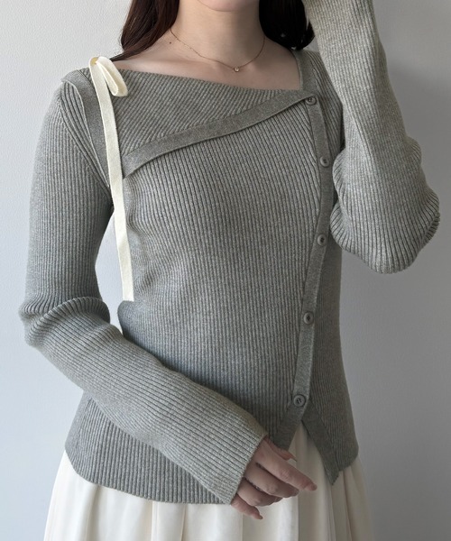 mipiarl(ミピアール)の「ショルダーリボンアシンメトリーリブニット(ニット/セーター・レディース・アイボリー/ブラック/グレー・LARGE/MEDIUM)」の6枚目の写真