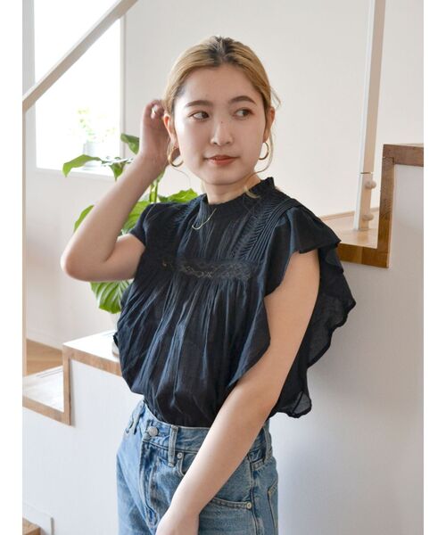 Ungrid（アングリッド）の「コットンノースリフリルブラウス（シャツ/ブラウス・レディース・ダークオレンジ/オフホワイト/ブラック・FREE）」の20枚目の写真