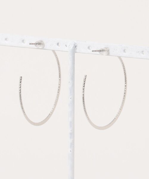 mysty woman（ミスティウーマン）の「ラウンドフープピアス 586680（ピアス（両耳用）・レディース・シルバー/ゴールド・FREE）」の3枚目の写真