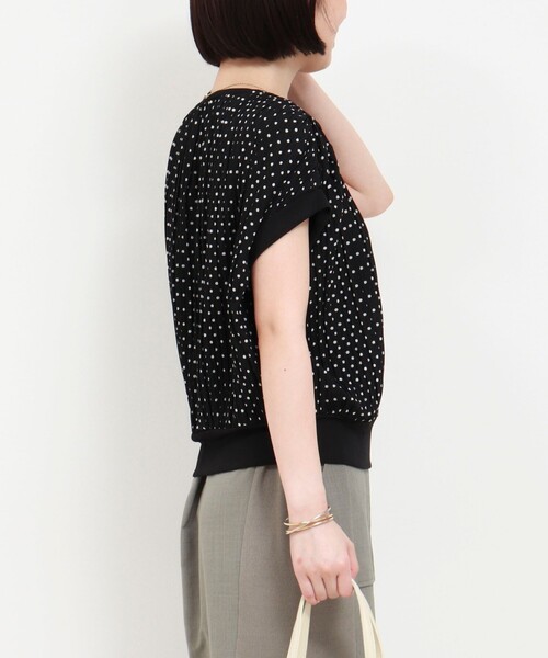 MICO COULIER(ミコクリエ)の「シアーマンスドットプリーツブラウス(シャツ/ブラウス・レディース・ブラック系その他/ブラウン系その他・38)」の13枚目の写真