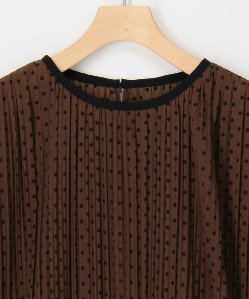 MICO COULIER(ミコクリエ)の「シアーマンスドットプリーツブラウス(シャツ/ブラウス・レディース・ブラック系その他/ブラウン系その他・38)」の22枚目の写真