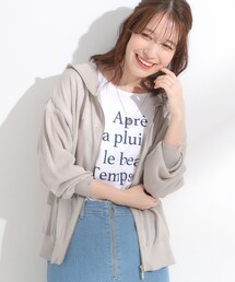 冷房対策にも 上品なシアー感のニットパーカ