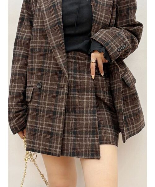 EVRIS（エヴリス）の「ラップチェックミニスカート【セットアップ着用可能】（スカート・レディース・ブラウン/グレー・SMALL/MEDIUM）」の2枚目の写真
