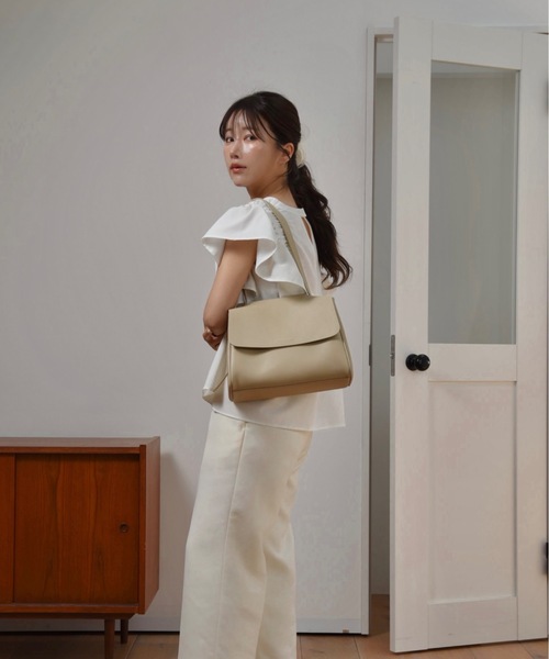 I_am（アイアム）の「3way square leather bag / 3wayスクエアレザー 
