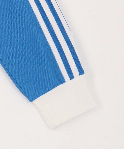 adidas(アディダス)の「adidas/アディダス CLASSIC TT(その他アウター・メンズ・ブルー/グリーン・MEDIUM/LARGE/X-LARGE)」の6枚目の写真