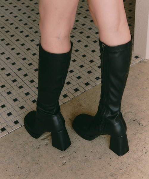 BLONDEY（ブロンディ）の「スクエアフィットロングブーツ（ブーツ・レディース・ブラック・LARGE/MEDIUM/SMALL）」の18枚目の写真