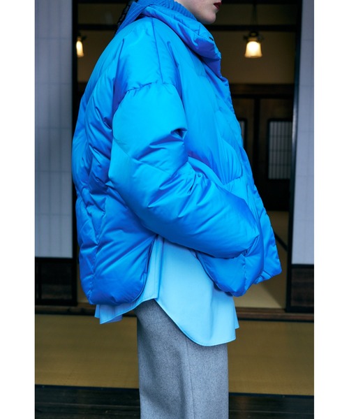 SOLOTEXサテン ショートダウンジャケット（ダウンジャケット/コート