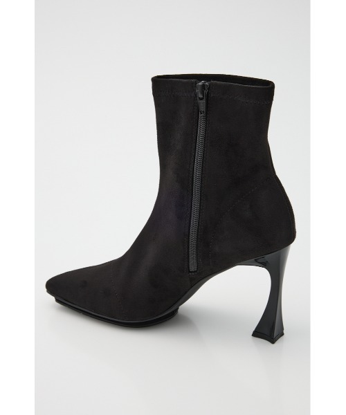 rienda（リエンダ）の「スリムトゥフィットショートブーツ  靴（ブーツ・レディース・アイボリー/ブラック・SMALL/MEDIUM/LARGE）」の17枚目の写真