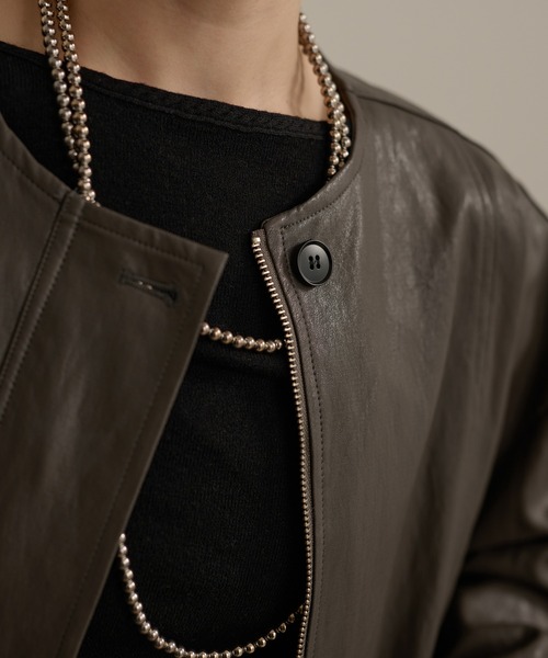 LAULEN（ローレン）の「leather like no collar zip up coat /レザーライクノーカラージップアップミドルコート（ノーカラーコート・レディース・ブラック/ブラウン/グレー・FREE）」の10枚目の写真