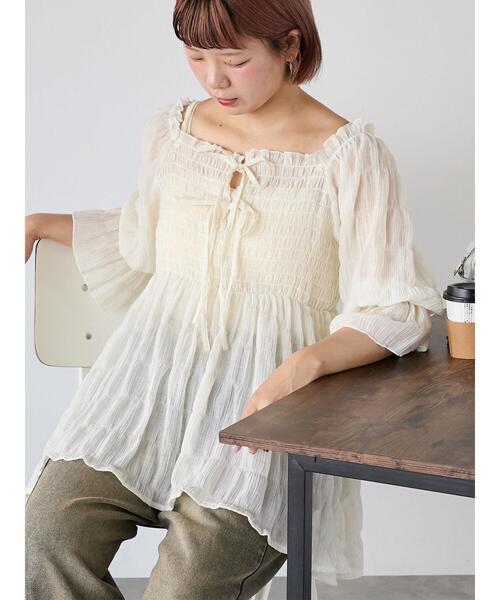 ehka sopo(エヘカソポ)の「2WAYオフショルシアーブラウス(シャツ/ブラウス・レディース・ブラック/ベージュ/キナリ・F)」の2枚目の写真