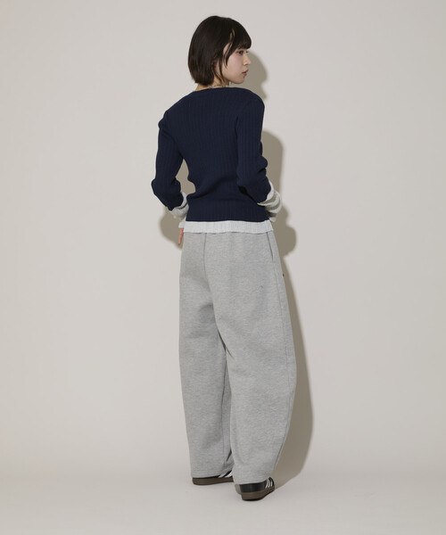PUBLUX(パブリュクス)の「PUBLUX/パブリュクス 袖配色 リブニット トップス 限定展開(ニット/セーター・レディース・ライトグレー/ブラウン/ネイビー・フリ-)」の16枚目の写真