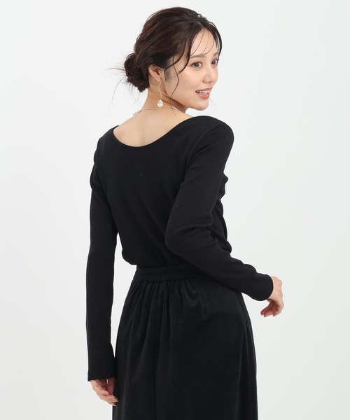 Andemiu（アンデミュウ）の「2WAYリブカットソー601554（Tシャツ/カットソー・レディース・ブラック/ホワイト/ベージュ系その他・FREE）」の6枚目の写真