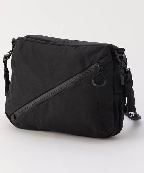 CMF OUTDOOR GARMENT(シーエムエフアウトドアガーメント)の「CMF OUTDOOR GARMENT/シーエムエフ アウトドアガーメント SACHOSH COMBO(ショルダーバッグ・メンズ・ブラック/ベージュ・ONE SIZE)」の8枚目の写真