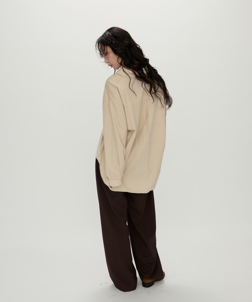 NUJOH(ヌゾ)の「Airy Flow Loose Shirt / エアリーフロウ ルーズシャツ(シャツ/ブラウス・レディース・ベージュ/チャコールグレー/アッシュブラウン・FREE)」の11枚目の写真
